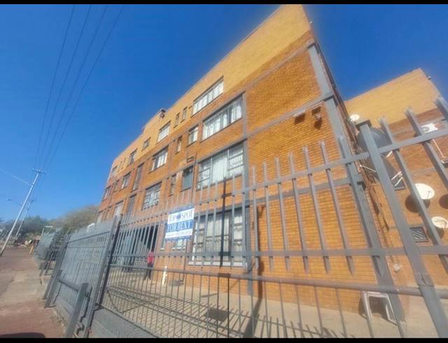 3 BEDROOM PROPERTY TO RENT IN LAUDIUM